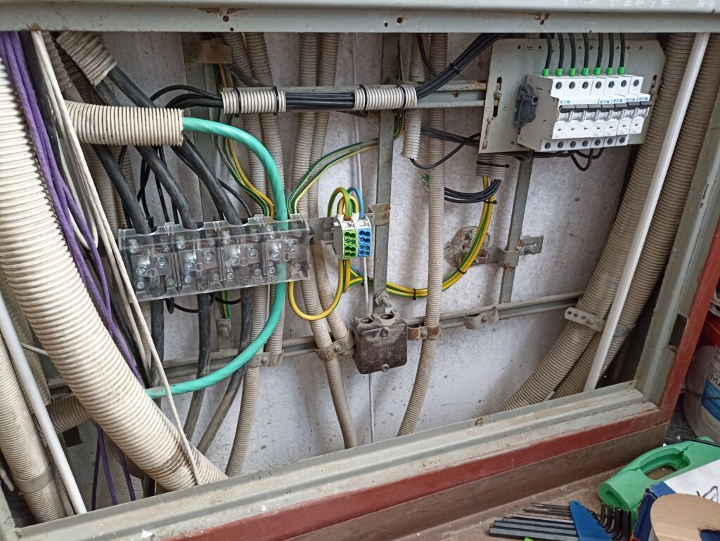 Elektroinštalácie na mieru, rekonštrukcia bytu, Vranov nad Topľou