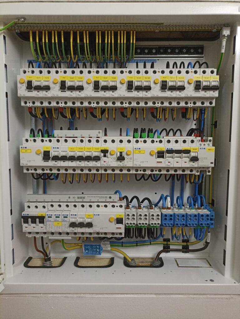 Elektroinštalácie na mieru, rekreačná chata, Domaša